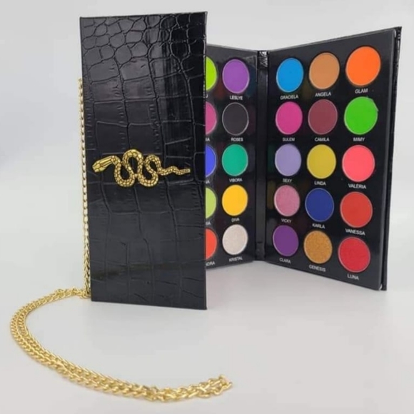 💄 - Picture 14 of 16